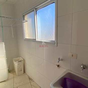 Apartamento em Praia Grande, bairro Guilhermina