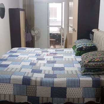 Apartamento em Praia Grande, bairro Guilhermina