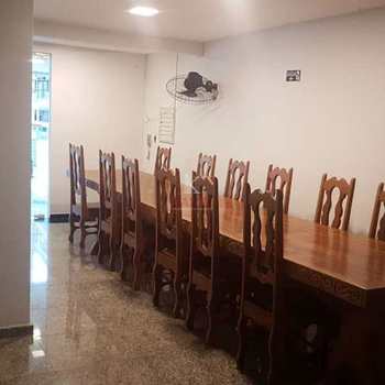 Apartamento em Praia Grande, bairro Guilhermina
