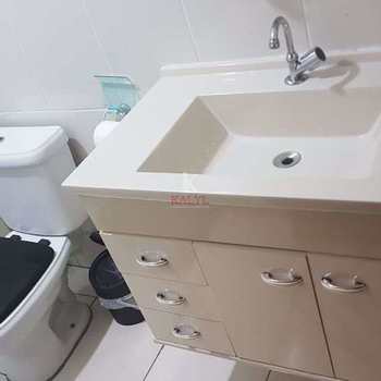 Apartamento em Praia Grande, bairro Guilhermina