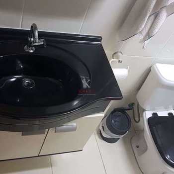 Apartamento em Praia Grande, bairro Guilhermina