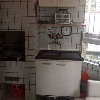 Apartamento em Praia Grande, bairro Guilhermina