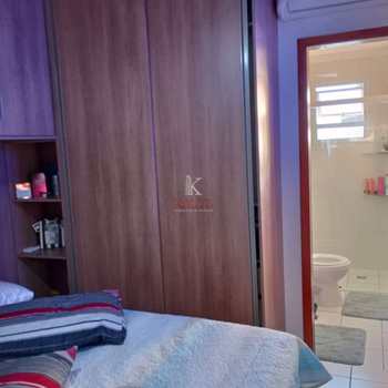 Apartamento em Praia Grande, bairro Guilhermina