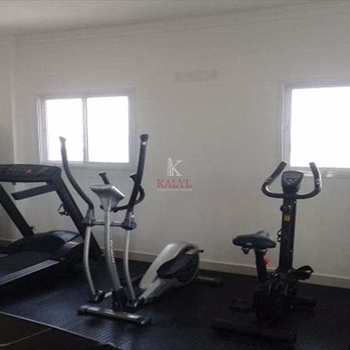 Apartamento em Praia Grande, bairro Guilhermina