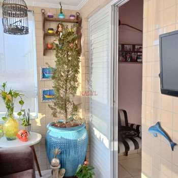 Apartamento em Praia Grande, bairro Guilhermina