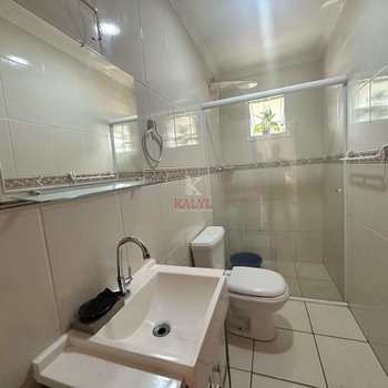 Apartamento em Praia Grande, bairro Guilhermina