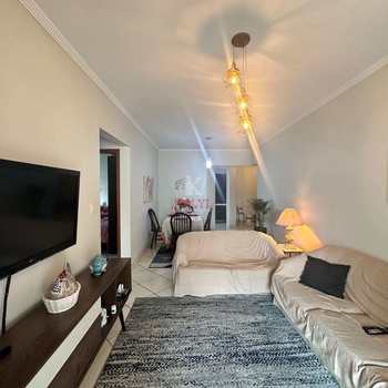 Apartamento em Praia Grande, bairro Guilhermina