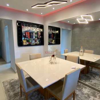 Apartamento em Praia Grande, bairro Guilhermina