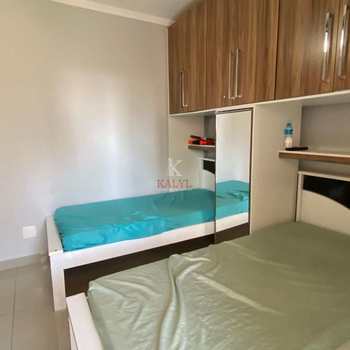 Apartamento em Praia Grande, bairro Guilhermina