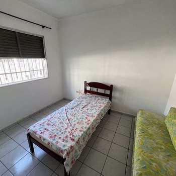 Apartamento em Praia Grande, bairro Guilhermina