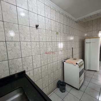 Apartamento em Praia Grande, bairro Guilhermina