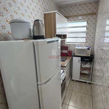 Apartamento em Praia Grande, bairro Guilhermina