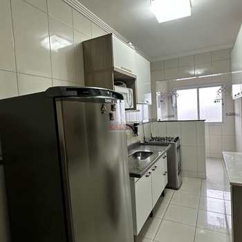 Apartamento em Praia Grande, bairro Guilhermina