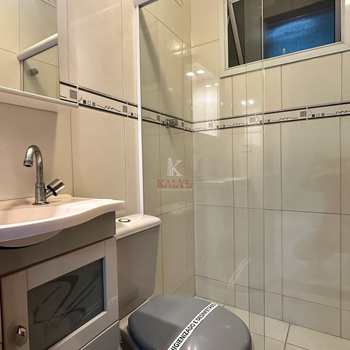 Apartamento em Praia Grande, bairro Guilhermina