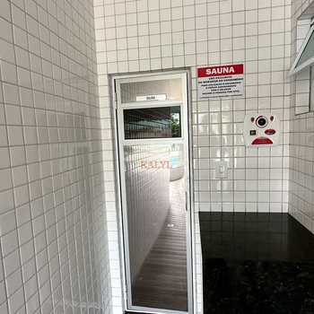 Apartamento em Praia Grande, bairro Guilhermina