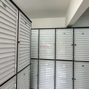 Apartamento em Praia Grande, bairro Guilhermina