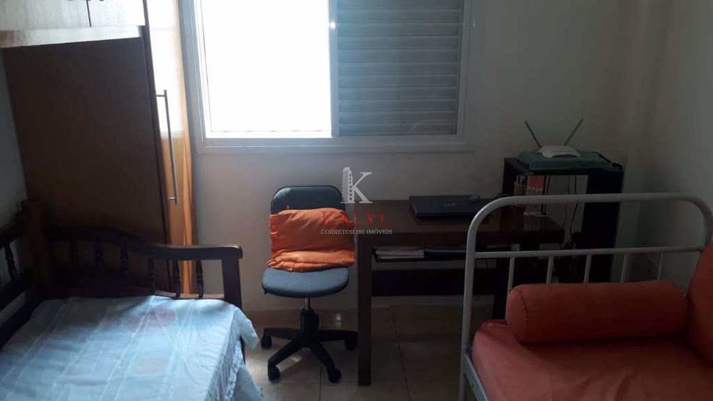 Casa em Praia Grande, no bairro Guilhermina