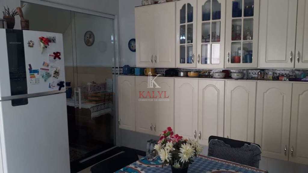 Casa em Praia Grande, no bairro Guilhermina