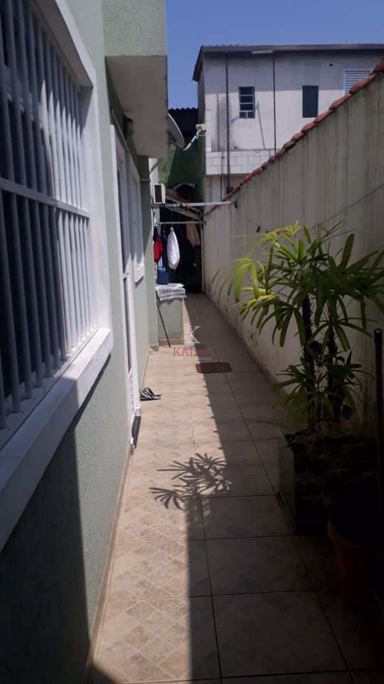 Casa em Praia Grande, no bairro Guilhermina