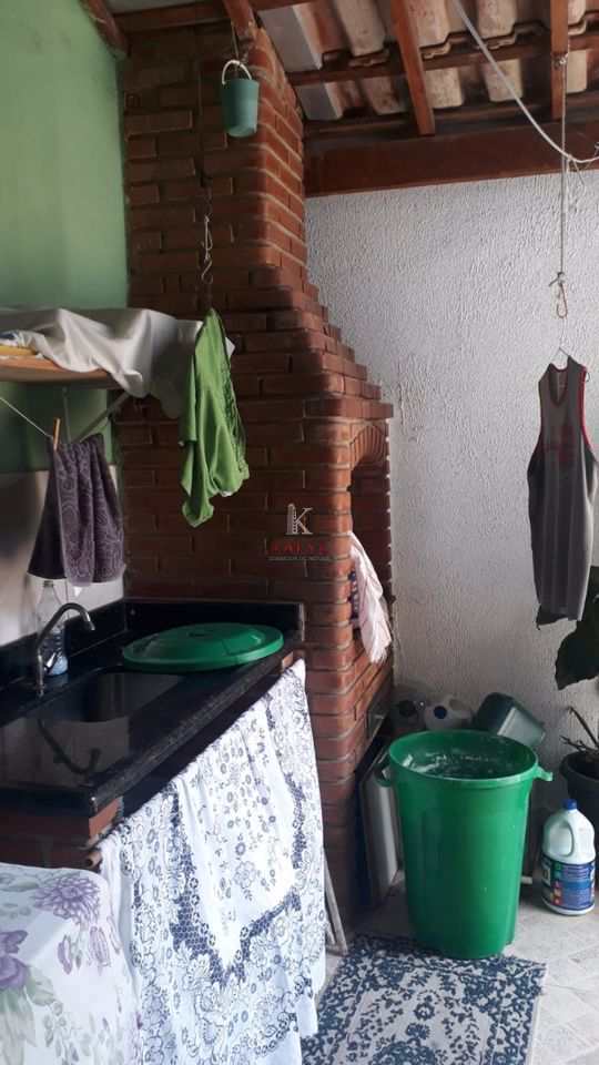 Casa em Praia Grande, no bairro Guilhermina