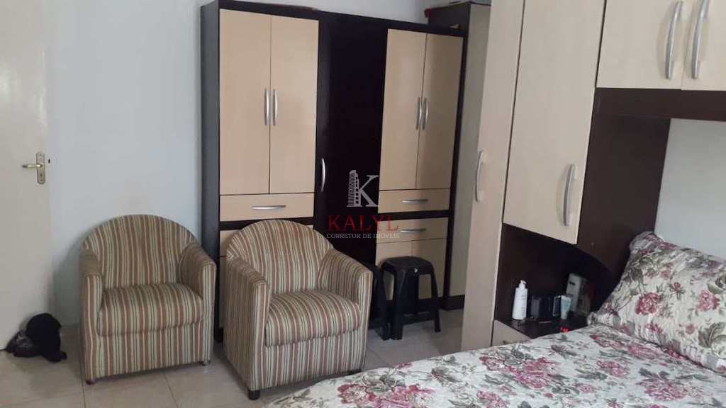 Casa em Praia Grande, no bairro Guilhermina
