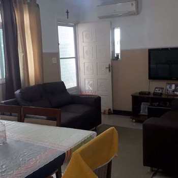 Casa em Praia Grande, bairro Guilhermina