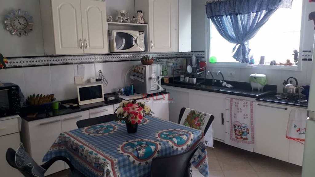 Casa em Praia Grande, no bairro Guilhermina