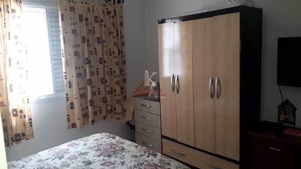 Casa em Praia Grande, no bairro Guilhermina