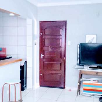 Kitnet em Praia Grande, bairro Guilhermina