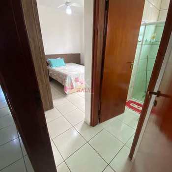 Sobrado em Praia Grande, bairro Ocian