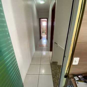 Sobrado em Praia Grande, bairro Ocian