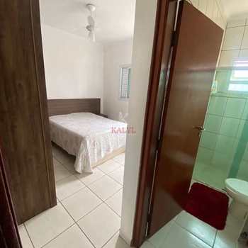 Sobrado em Praia Grande, bairro Ocian