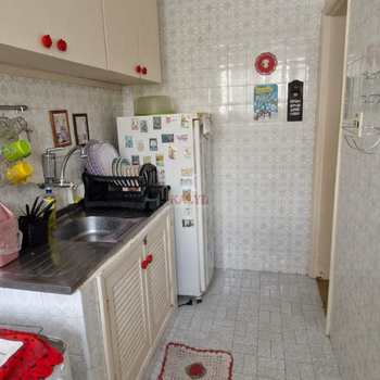 Apartamento em Praia Grande, bairro Guilhermina