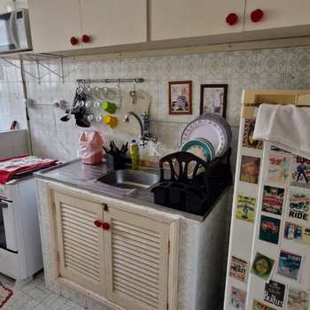 Apartamento em Praia Grande, bairro Guilhermina