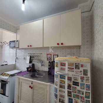 Apartamento em Praia Grande, bairro Guilhermina