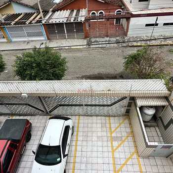 Apartamento em Praia Grande, bairro Guilhermina