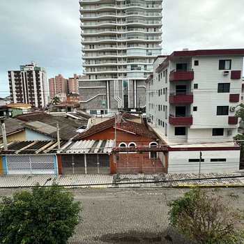 Apartamento em Praia Grande, bairro Guilhermina