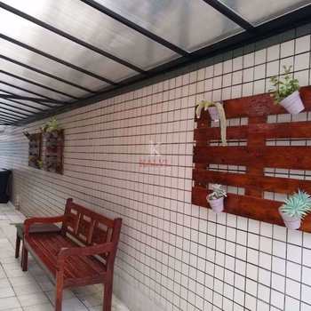Apartamento em Praia Grande, bairro Guilhermina