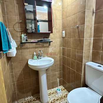 Apartamento em Praia Grande, bairro Guilhermina