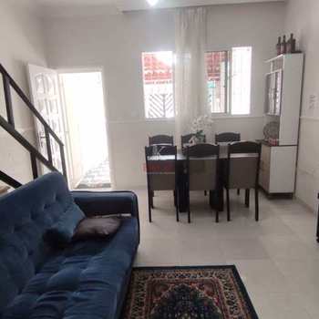 Sobrado em Praia Grande, bairro Caiçara