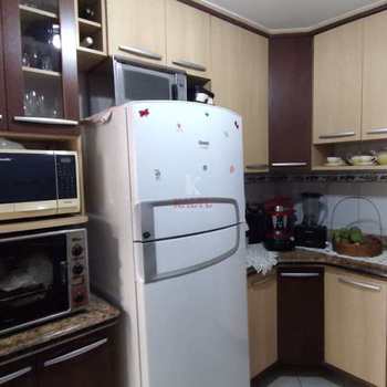 Sobrado em Praia Grande, bairro Nova Mirim