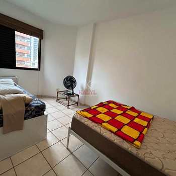 Apartamento em Praia Grande, bairro Guilhermina
