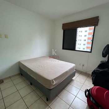Apartamento em Praia Grande, bairro Guilhermina