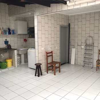 Casa em Praia Grande, bairro Guilhermina