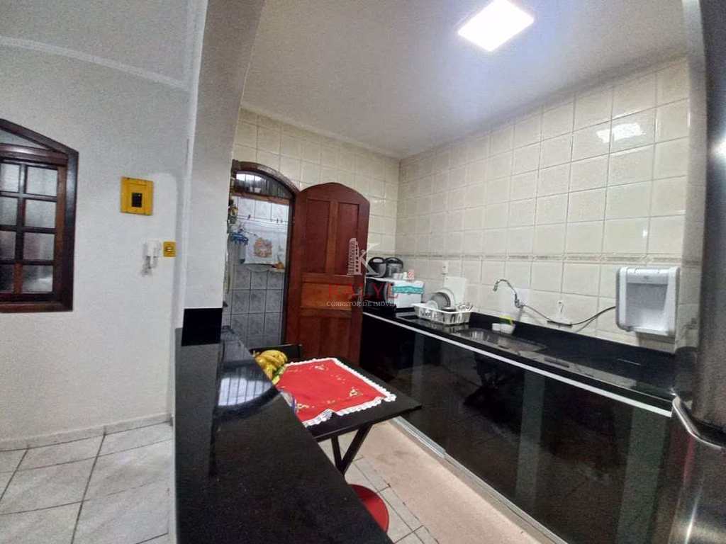 Sobrado em Praia Grande, no bairro Aviação