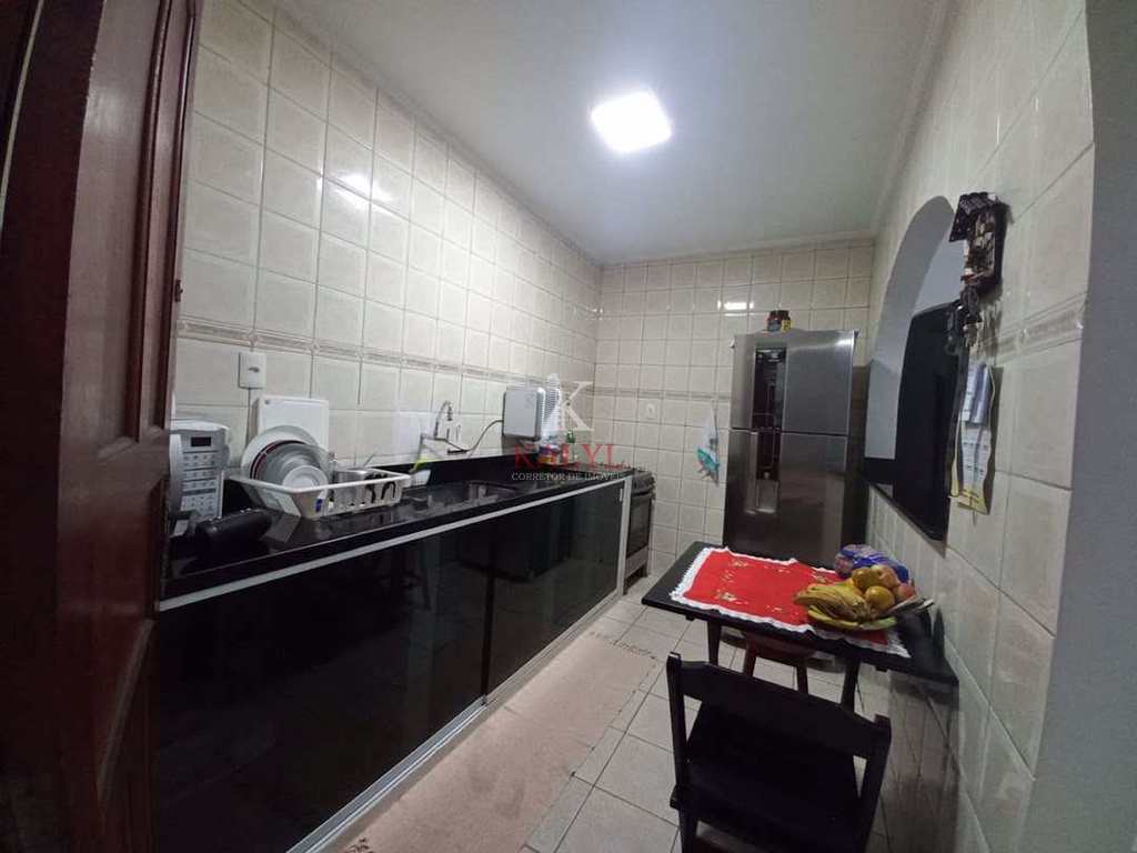 Sobrado em Praia Grande, no bairro Aviação