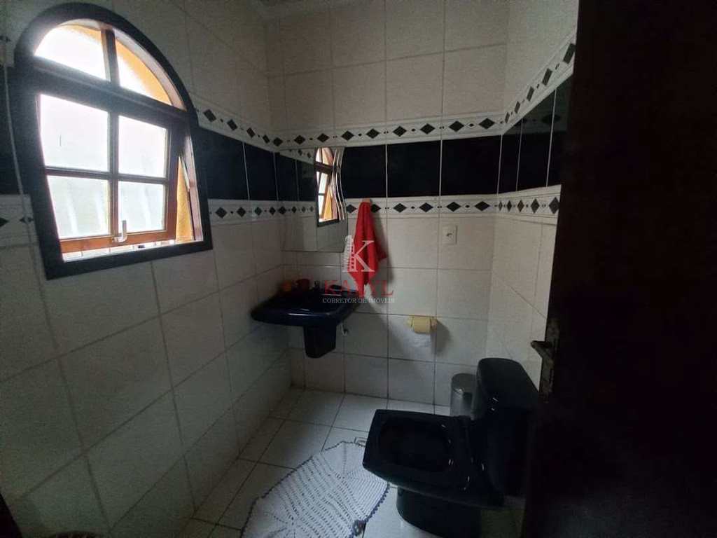 Sobrado em Praia Grande, no bairro Aviação