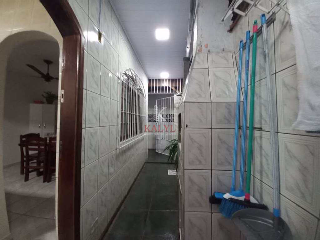 Sobrado em Praia Grande, no bairro Aviação