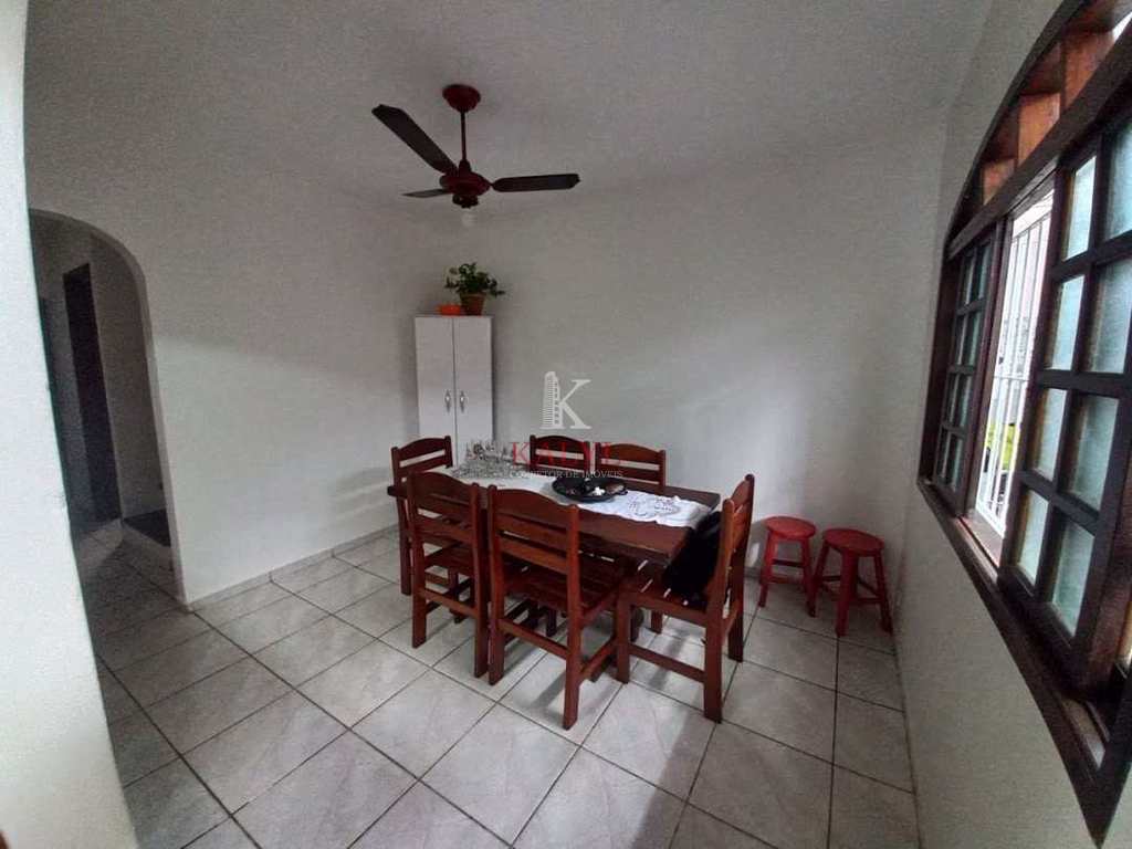 Sobrado em Praia Grande, no bairro Aviação