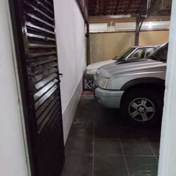 Sobrado em Praia Grande, bairro Aviação